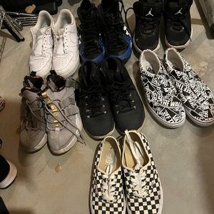 Bundle of shoes